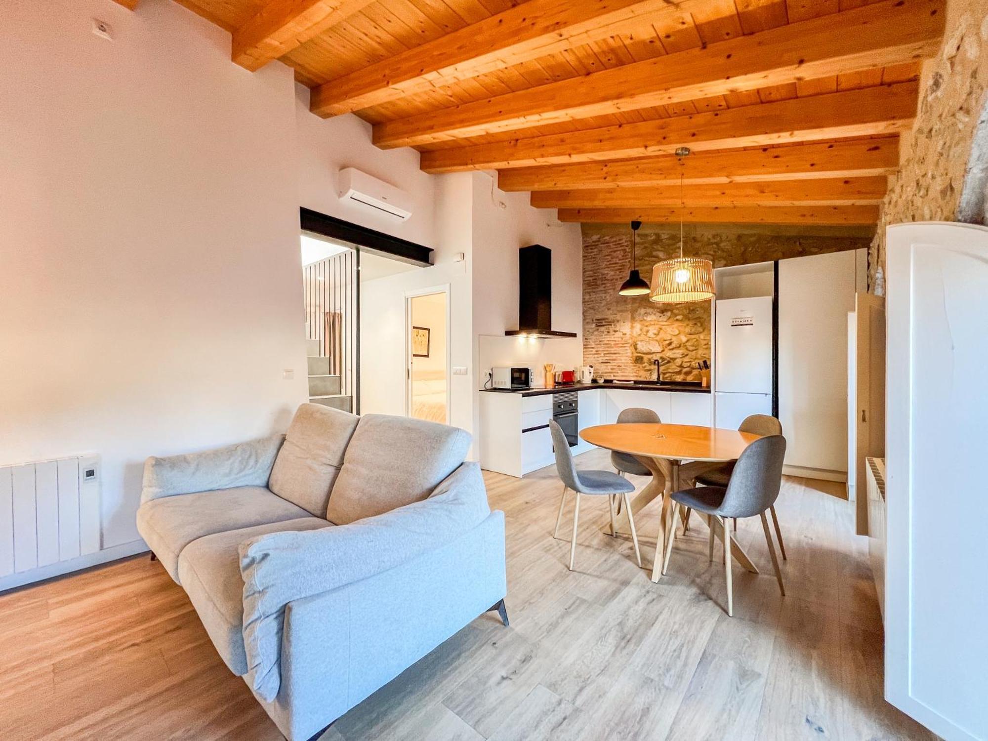 Ganganell Atic Apartamento Con Terraza En Besalu Exterior photo